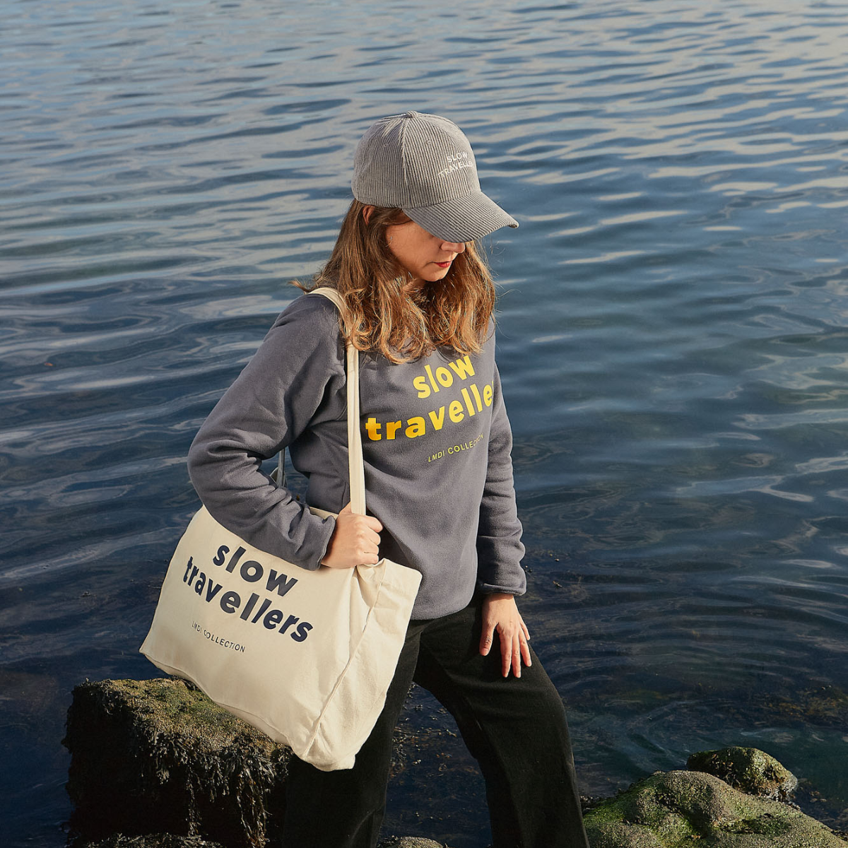 Sudadera Slow Travellers LMDI Collection